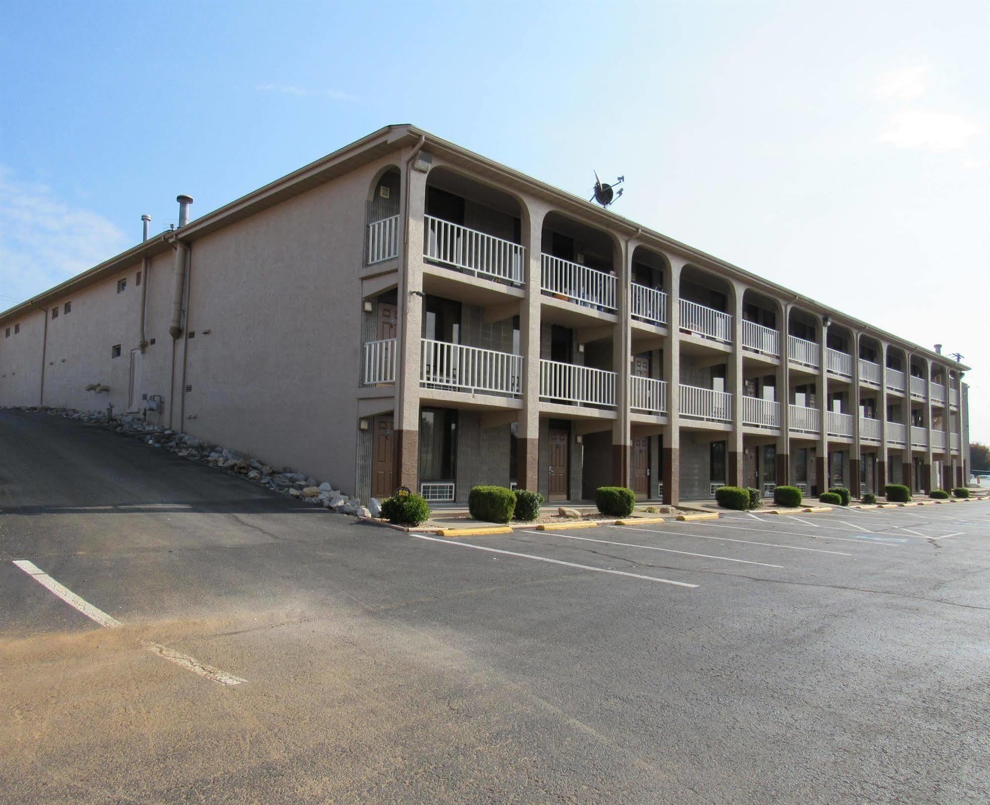 Americas Best Value Inn - Somerset Exteriér fotografie